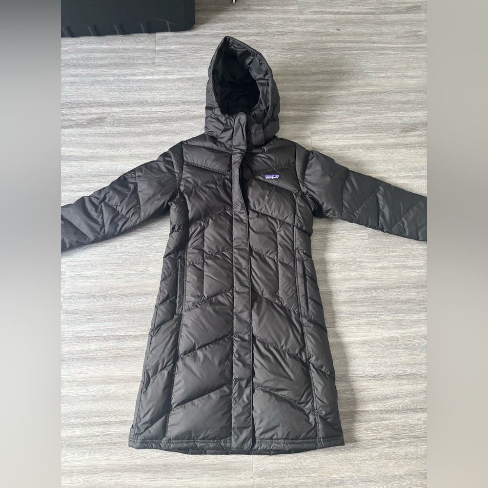 NWT - Patagonia Women's Down With It Parka - Size Medium Black